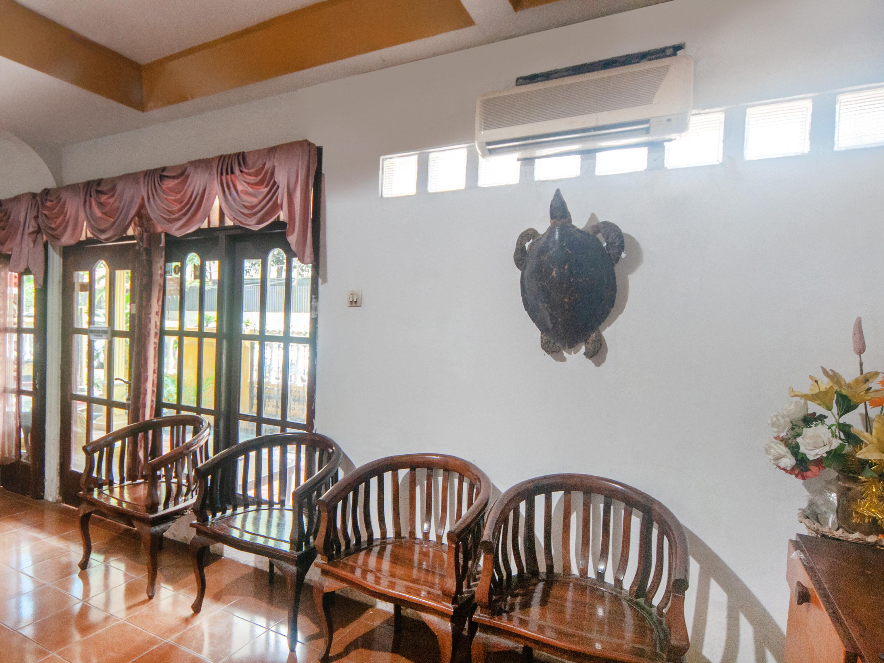 Oyo 2256 Danysa Guesthouse Jakarta Exteriör bild